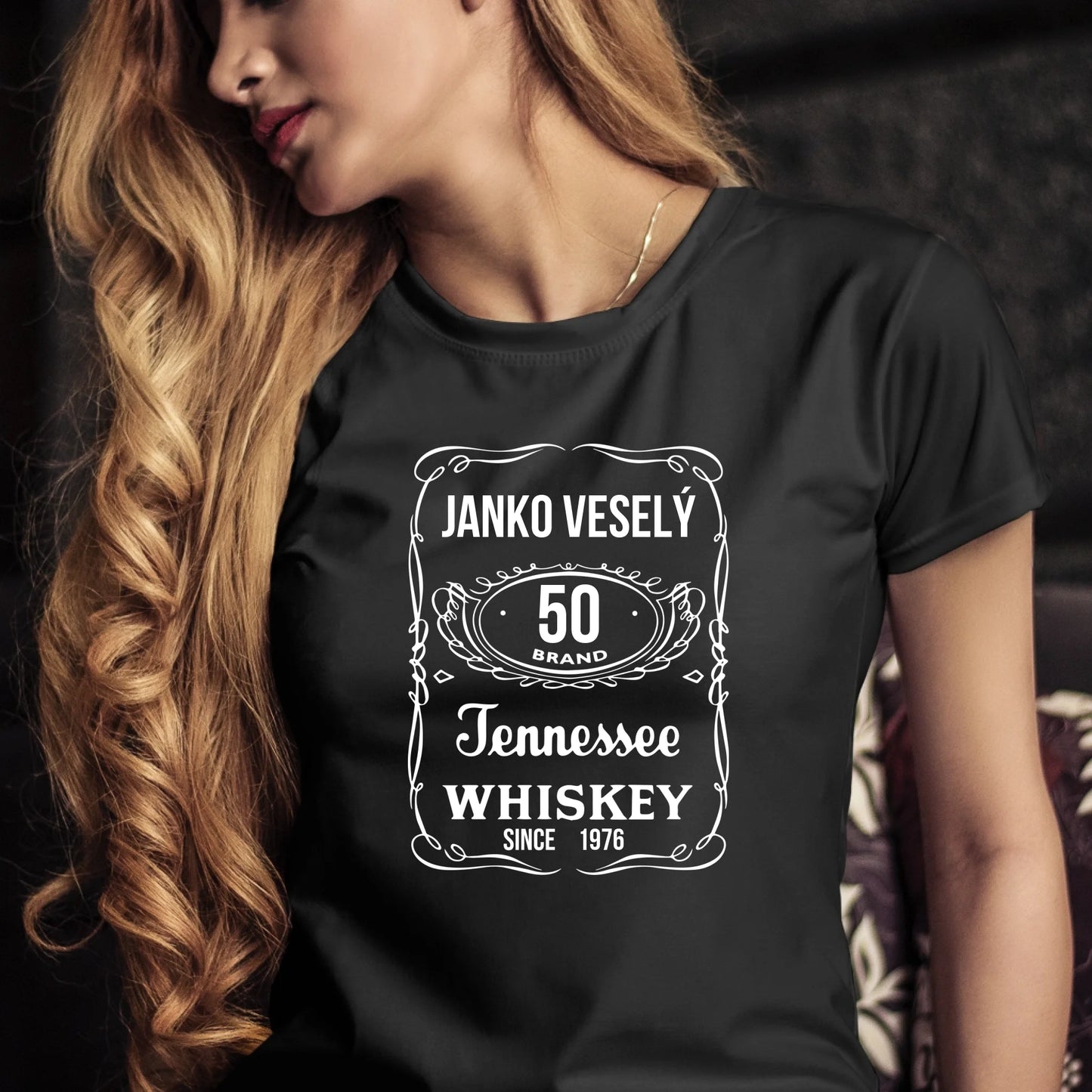 Personalizované tričko "Whiskey s menom a s vekom na želanie" 9493.