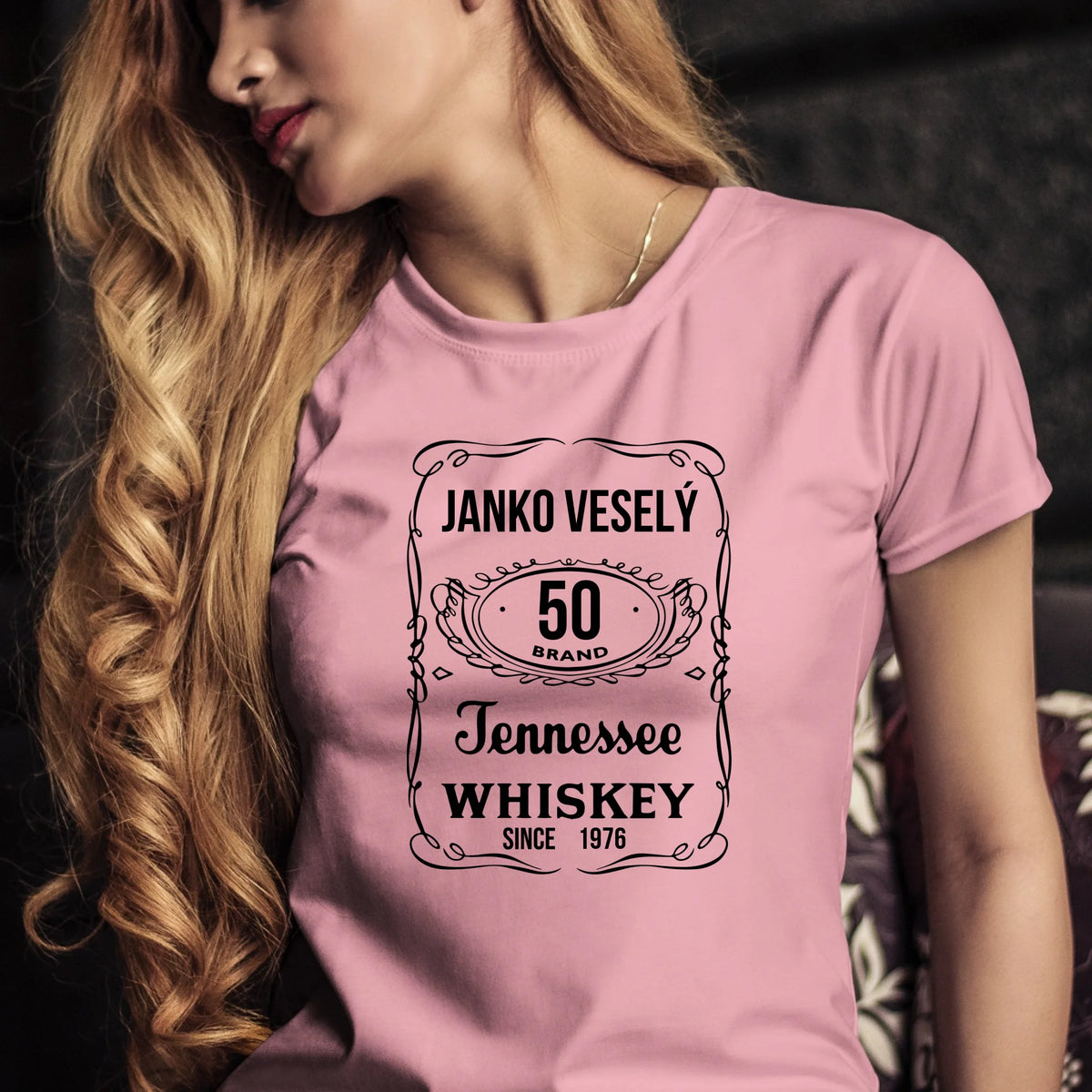Personalizované tričko "Whiskey s menom a s vekom na želanie" 9493.