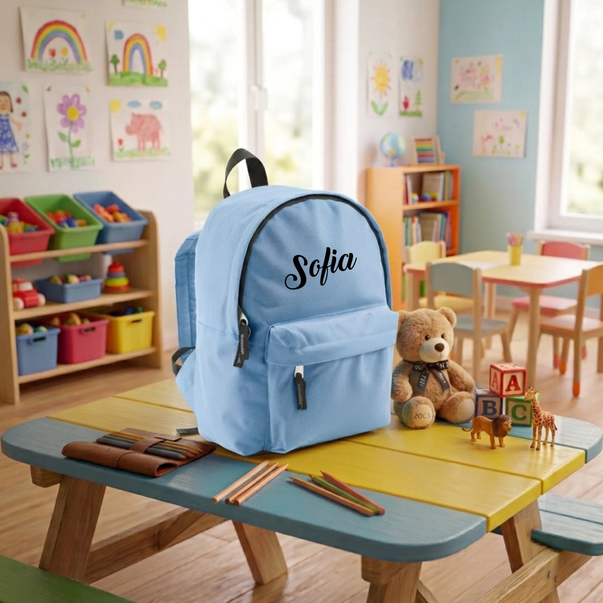 svetlomodry ruksak mockup