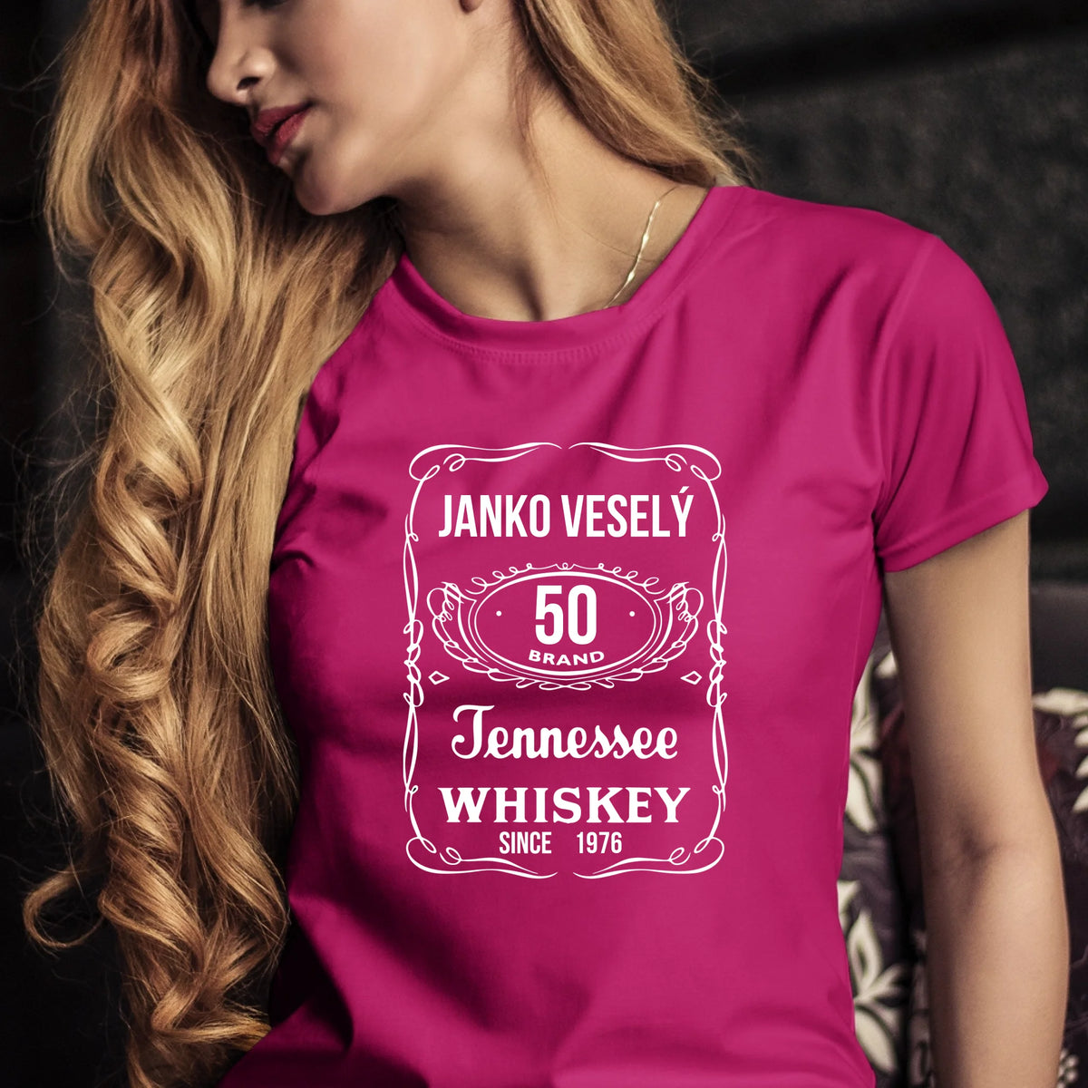 Personalizované tričko "Whiskey s menom a s vekom na želanie" 9493.