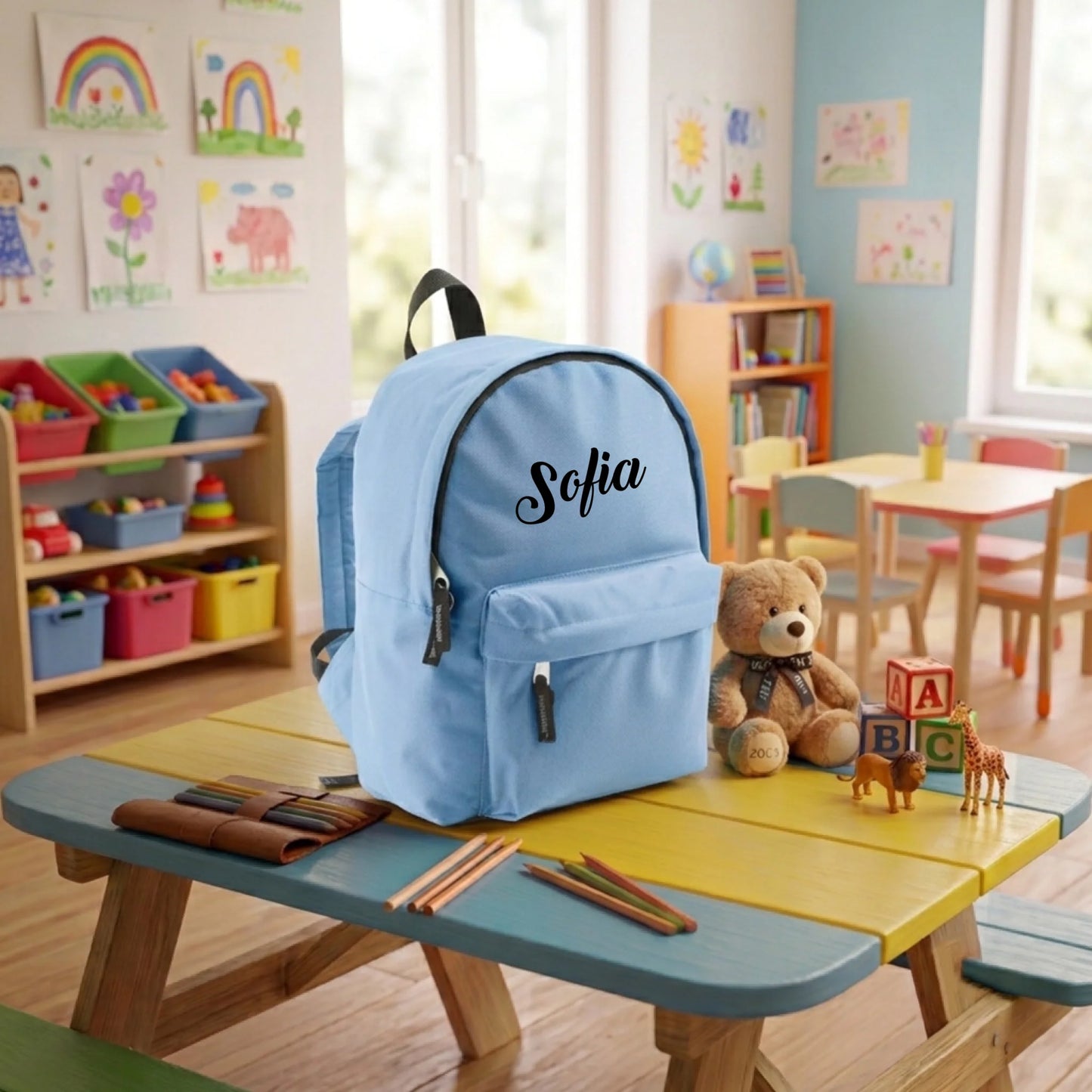 svetlomodry ruksak mockup